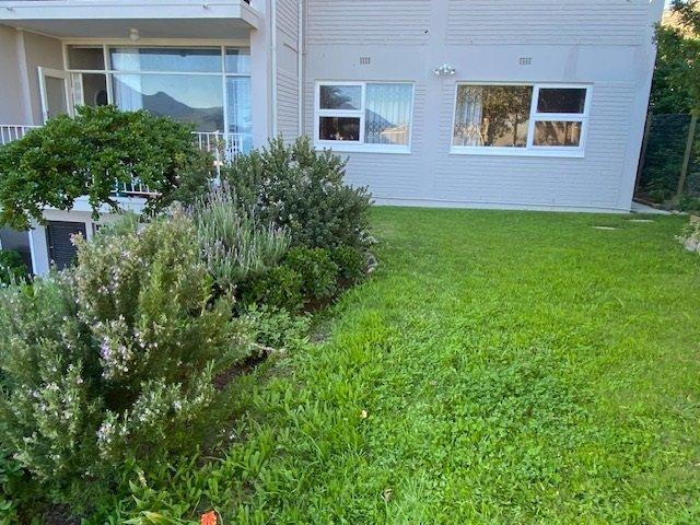 2 Bedroom Property for Sale in Fish Hoek Western Cape